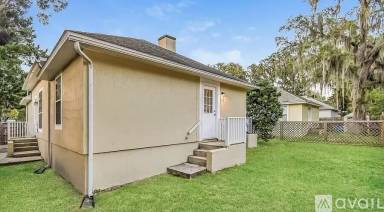 Main picture of 3376 State Road 207