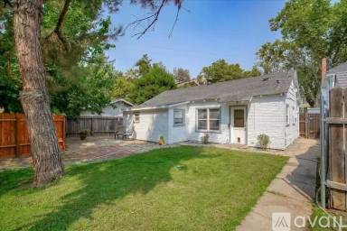 Main picture of 376 2nd St