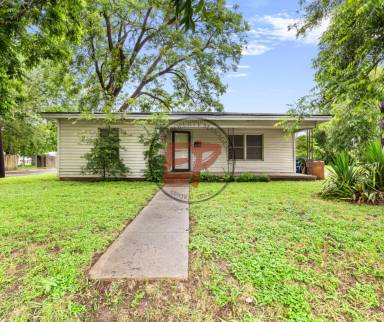 Main picture of 600 Faulkner Ln