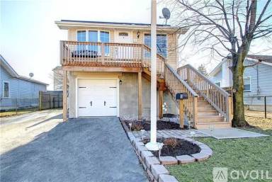 Main picture of 13 River Rd