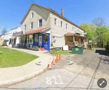 Main picture of 2 N Main St