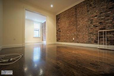 Main picture of 307 Mott St