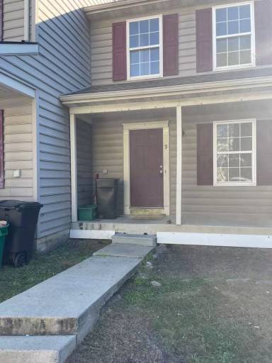Main picture of 9 Park Ln