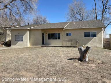 Main picture of 145 Davie Dr