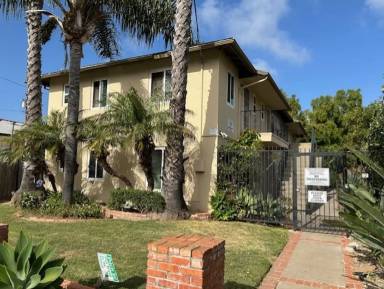 Main picture of 2037-45 2nd Ave