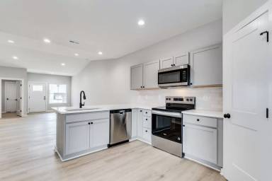 Main picture of 11246 W 35th Cir S