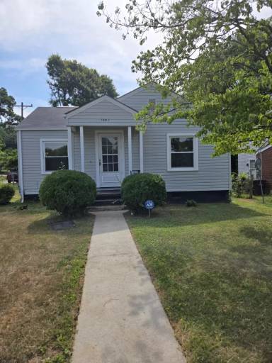 Main picture of 1041 Manly St