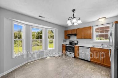 Main picture of 450 Main St