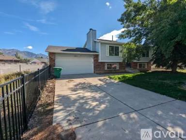 Main picture of 8957 S Powder Horn Ct