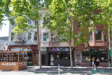 Main picture of 542 Valencia St