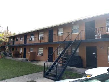 Main picture of 218 S Tampa Ave