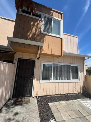 Main picture of 2188 Luz Ave