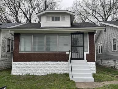 Main picture of 104 S 46th St