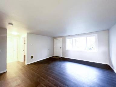 Main picture of 151 N Grand St