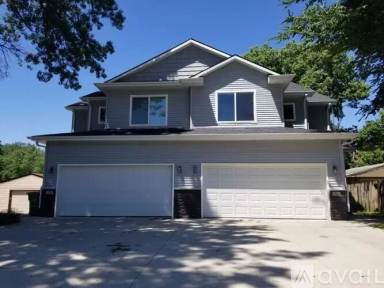 Main picture of 1036 66th St