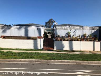 Main picture of 2108 Grand Ave