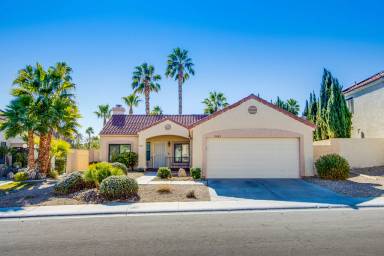 Main picture of 9405 Alameda Harbor Ave