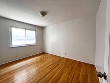 Main picture of 8931 Ramsgate Ave