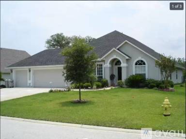 Main picture of 429 W Silverthorn Ln