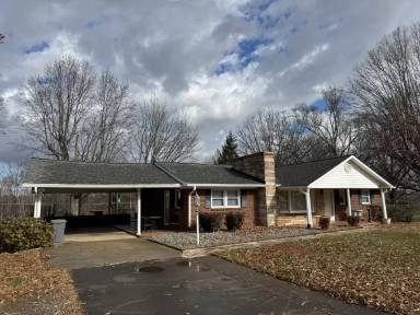 Main picture of 375 Holly Mountain Farm Rd