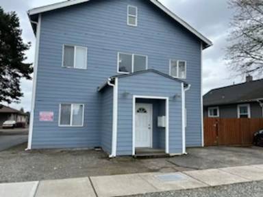 Main picture of 111 10th St SE