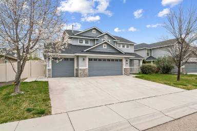 Main picture of 2914 W Sunny Cove St