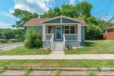 Main picture of 202 Hunter St