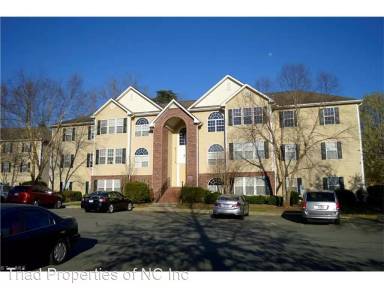Main picture of 331 Ivy Glen Ct