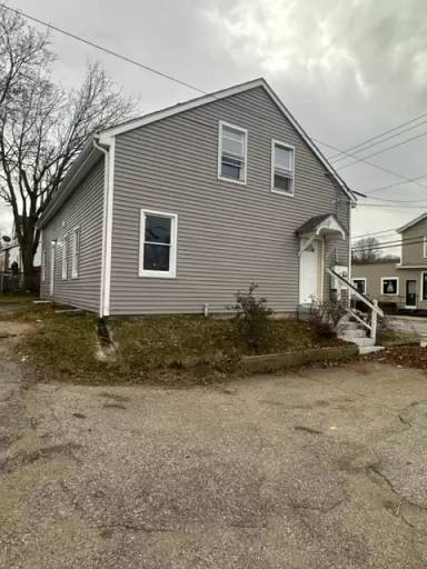 Main picture of 120 Main St