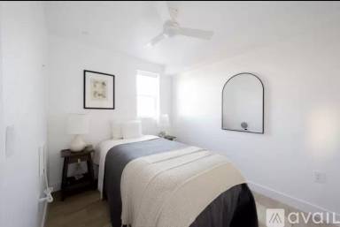 Main picture of 4973 W 21st St