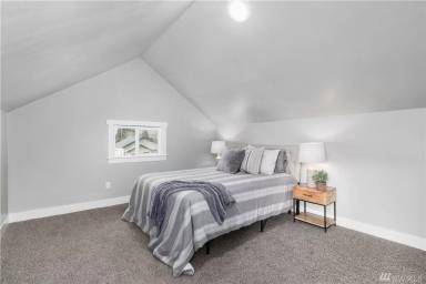 Main picture of 1016 N Tower Ave