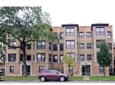 Main picture of 4209 S Michigan Ave