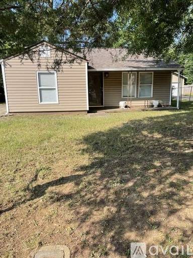Main picture of 520 Violet St