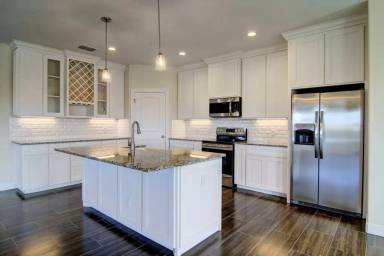 Main picture of 6701 Stuyvesant Ct