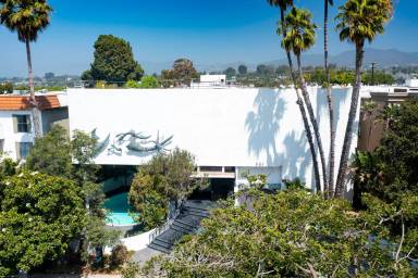 Main picture of 621 San Vicente Blvd