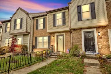 Main picture of 44 Robin Ridge Ct