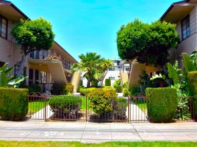 Main picture of 11061 Venice Blvd