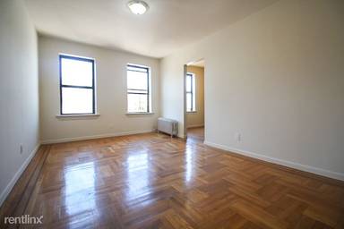 Main picture of 3204 Holland Ave