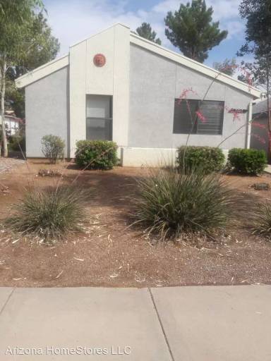 Main picture of 5305 Desert Shadows Dr