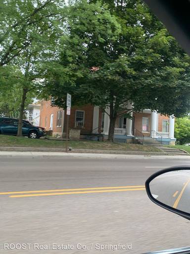 Main picture of 900 N Limestone St