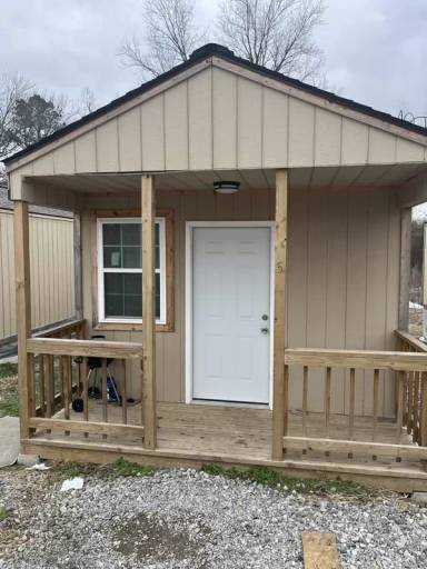 Main picture of 1743 Davis Ln