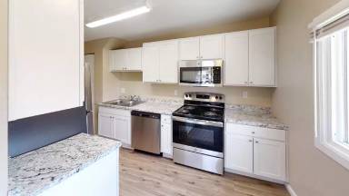 Main picture of 2413 E Saint Vrain St