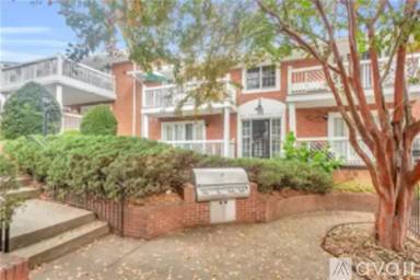 Main picture of 885 Briarcliff Rd NE