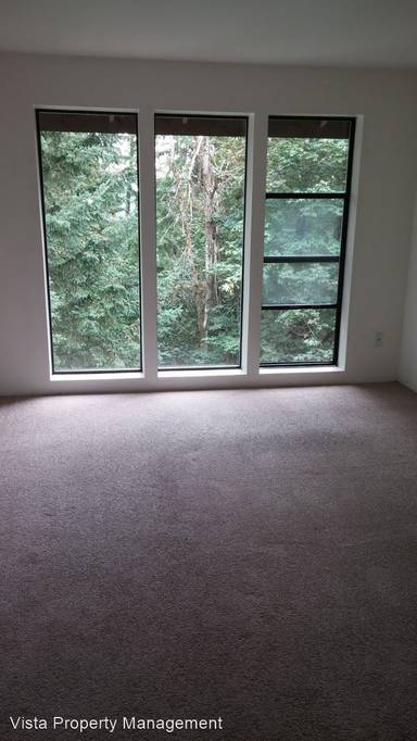 Main picture of 6604 4th St E