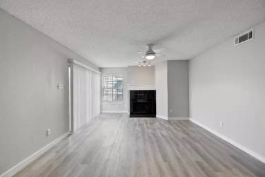 Main picture of 11011 Woodmeadow Pkwy