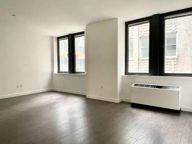 Main picture of 102 Maiden Ln
