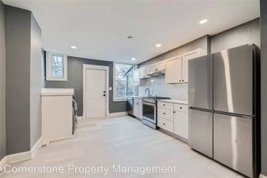 Main picture of 1642 N Ashburton St