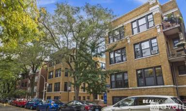 Main picture of 719-27 W Barry Ave