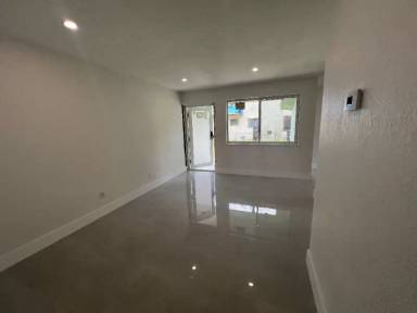 Main picture of 5300 NW 25th Ave