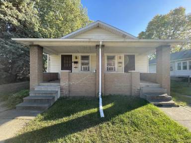 Main picture of 1213 E Hanna Ave